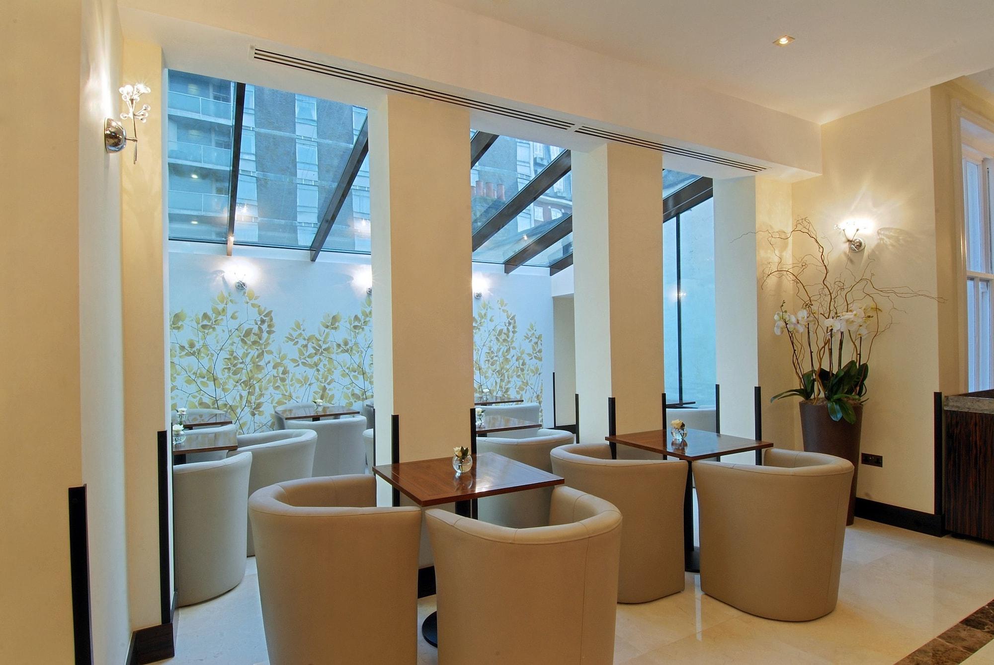 Park Grand Mayfair Londra Dış mekan fotoğraf The interior of the hotel